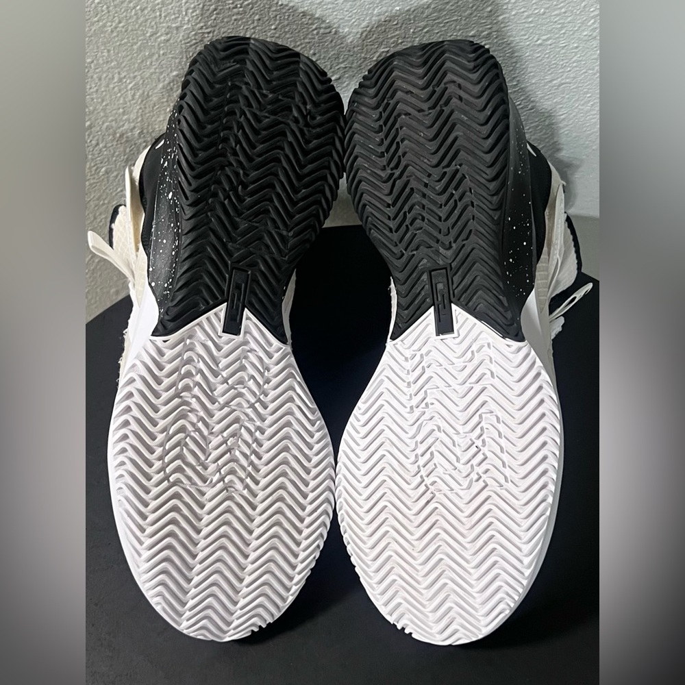 Nike Lebron Soldier XIII 13 SFG TB White Black  CN9809-113 Basketball Sneakers - Picture 12 of 14